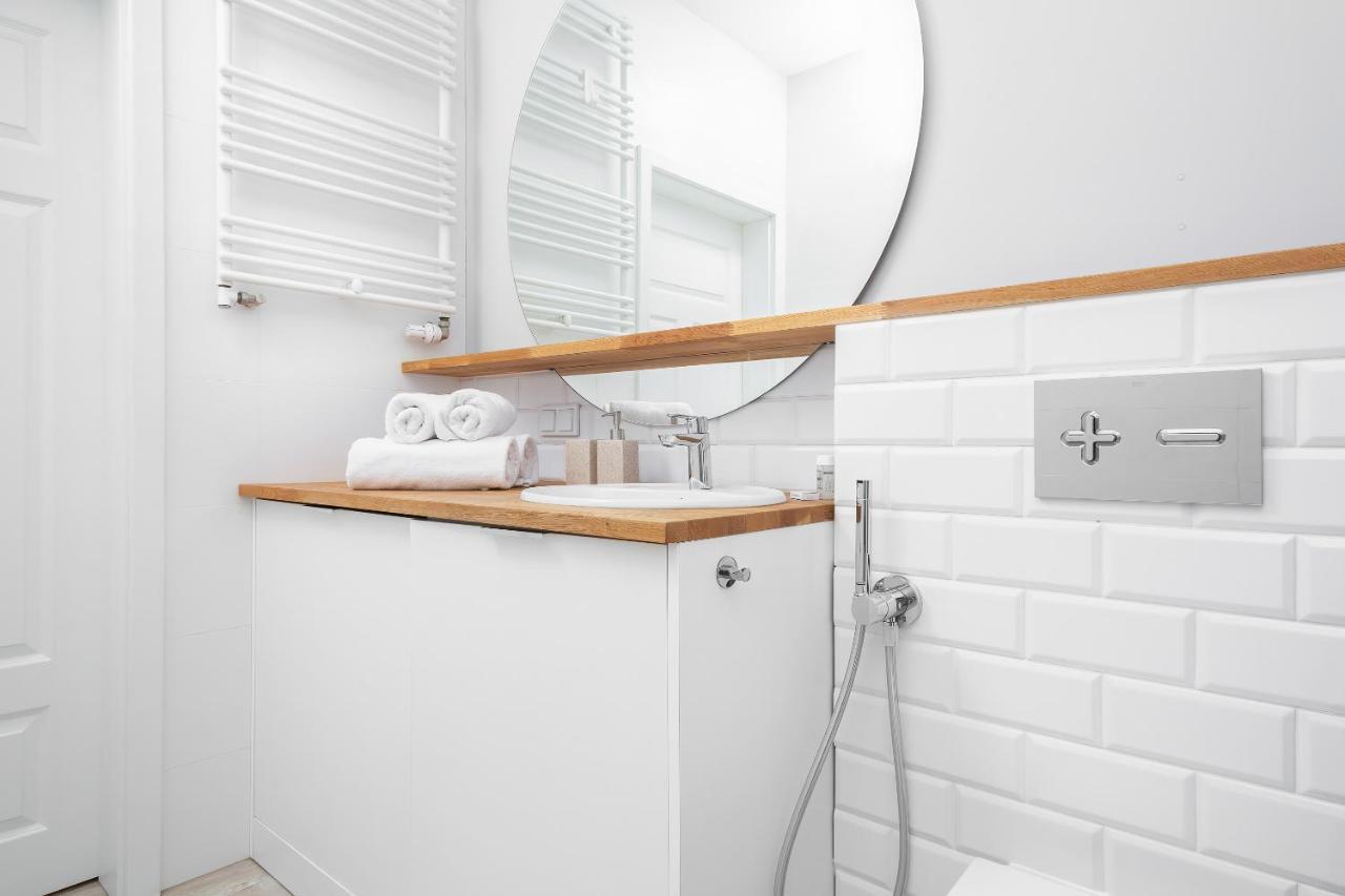Zoliborz By Renters Lägenhet