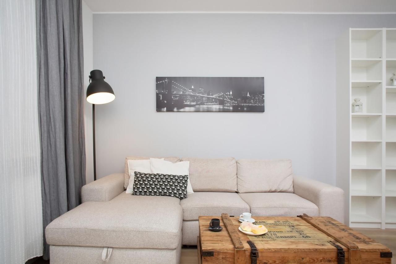 Zoliborz By Renters Apartment